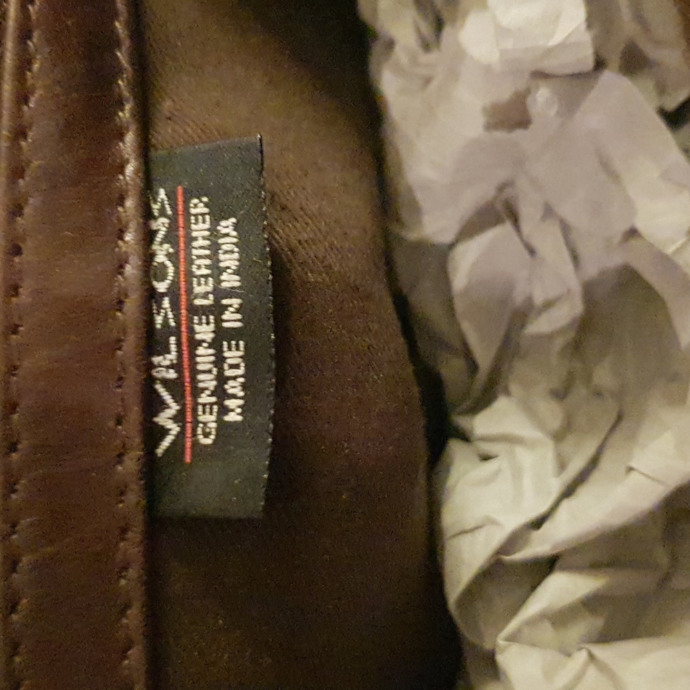 Genuine Leather Crossbody Bag - Picture 7 of 8
